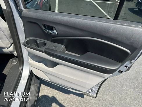 Used 2016 Honda Pilot EX image 20