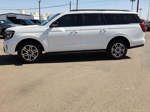 New 2026 Ford Expedition Max Active AWD/4WD image 2