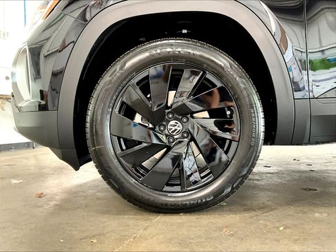 New 2026 Volkswagen Atlas SE AWD/4WD image 9