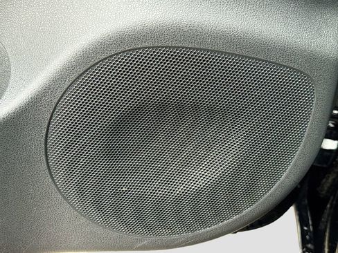 Used 2013 Nissan Leaf SL image 21