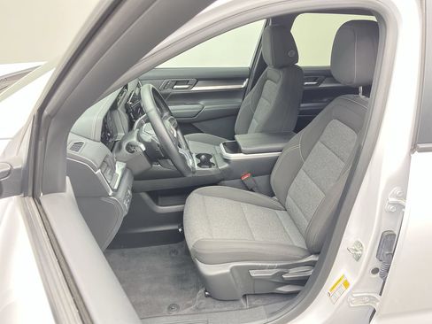 Certified 2026 GMC Terrain Elevation AWD/4WD image 10