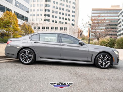 Used 2022 BMW 750i xDrive xDrive M SPORT LINE w/ Executive Package image 8