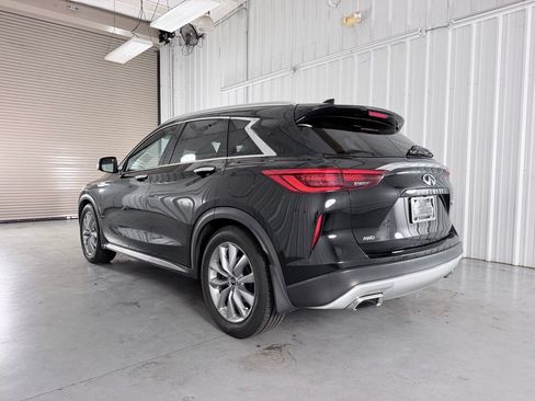 Used 2019 INFINITI QX50 Luxe w/ Navigation Package AWD/4WD image 7