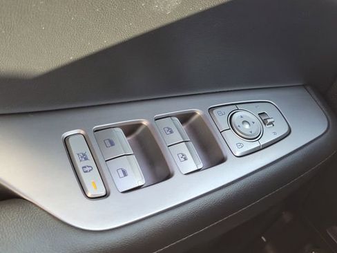 Used 2023 Hyundai Palisade Limited FWD image 17