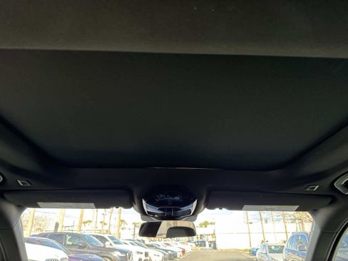 Certified 2025 BMW 530i xDrive w/ Premium Package image 16