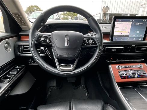 Used 2021 Lincoln Aviator Grand Touring w/ Equipment Group 302A image 5