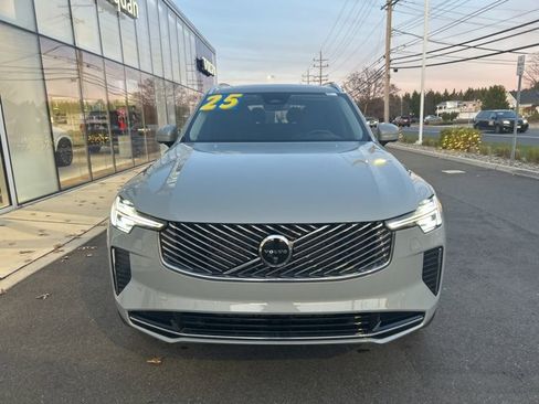 Certified 2025 Volvo XC90 B6 Plus image 7