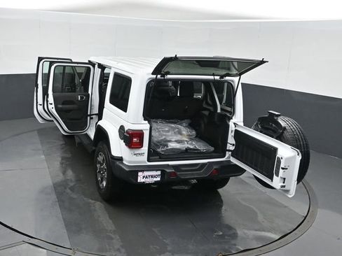 New 2026 Jeep Wrangler Unlimited Sahara AWD/4WD image 49