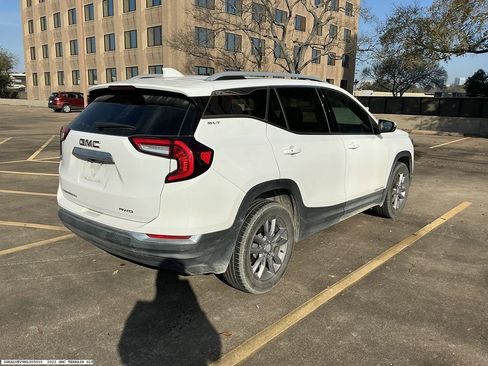 Used 2022 GMC Terrain SLT image 6