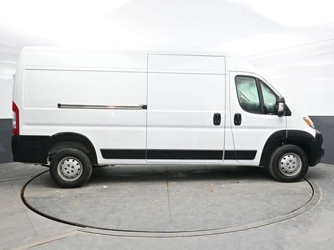 Used 2023 RAM ProMaster 2500 image 8