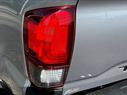 Used 2021 Toyota Tacoma SR5 RWD image 28