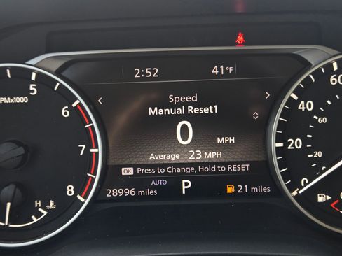 Used 2023 Nissan Rogue SL w/ SL Premium Package image 16