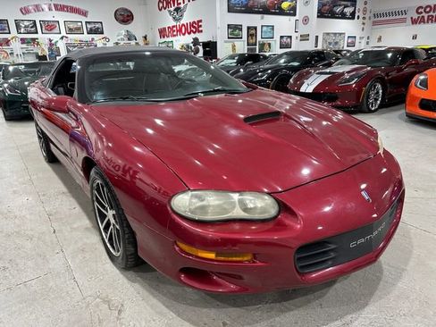 Used 2002 Chevrolet Camaro Z28 w/ SS Performance/Appearance Pkg image 4