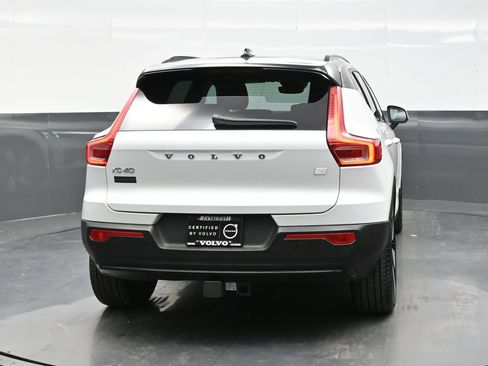 Used 2024 Volvo XC40 Recharge Ultimate w/ Protection Package Premier image 6