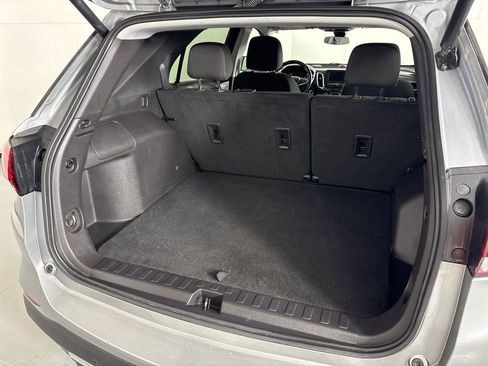 Used 2024 Chevrolet Equinox LT image 15