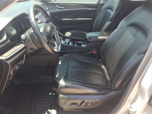 Used 2021 Jeep Grand Cherokee L Limited w/ Luxury Tech Group II AWD/4WD image 11