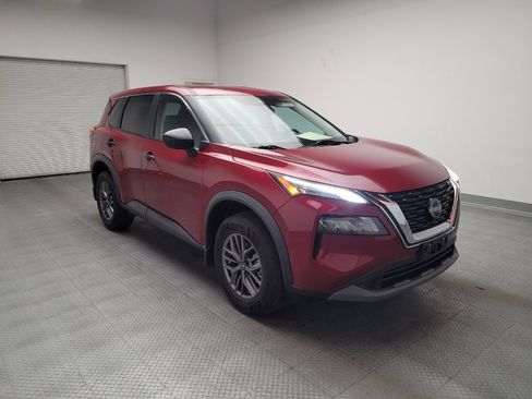 Used 2023 Nissan Rogue S image 13