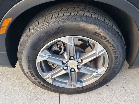 Used 2023 Chevrolet Blazer LT image 4