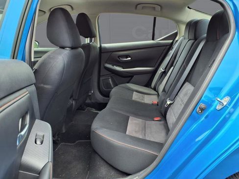 Used 2023 Nissan Sentra SR w/ Electronics Package image 4