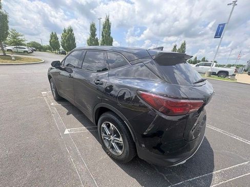 Used 2024 Chevrolet Blazer LT w/ LPO, Floor Liner Package AWD/4WD image 9
