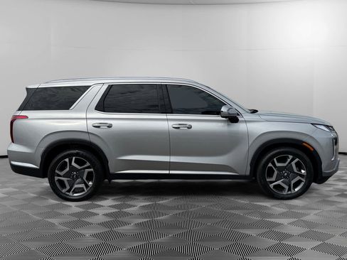 Used 2024 Hyundai Palisade Limited AWD/4WD image 6