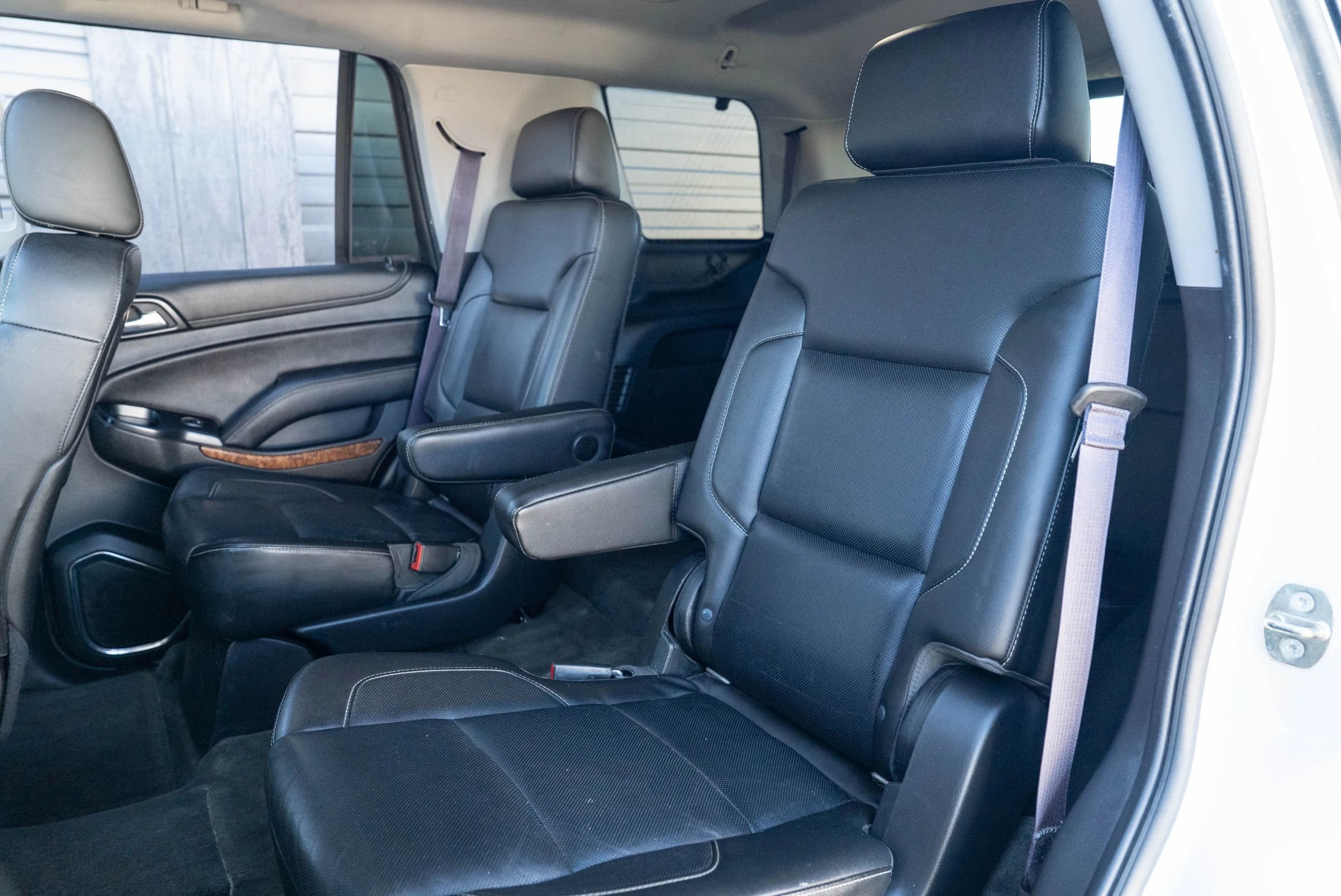 Used 2015 Chevrolet Tahoe LTZ AWD/4WD image 18