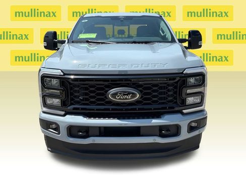 New 2026 Ford F250 Lariat w/ Black Appearance Package AWD/4WD image 16