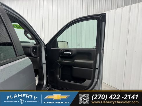 Used 2025 Chevrolet Silverado 1500 Custom Trail Boss AWD/4WD image 14