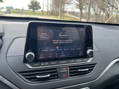 Used 2021 Nissan Altima 2.5 SV image 21