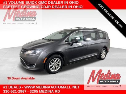 Used 2025 Chrysler Pacifica Limited