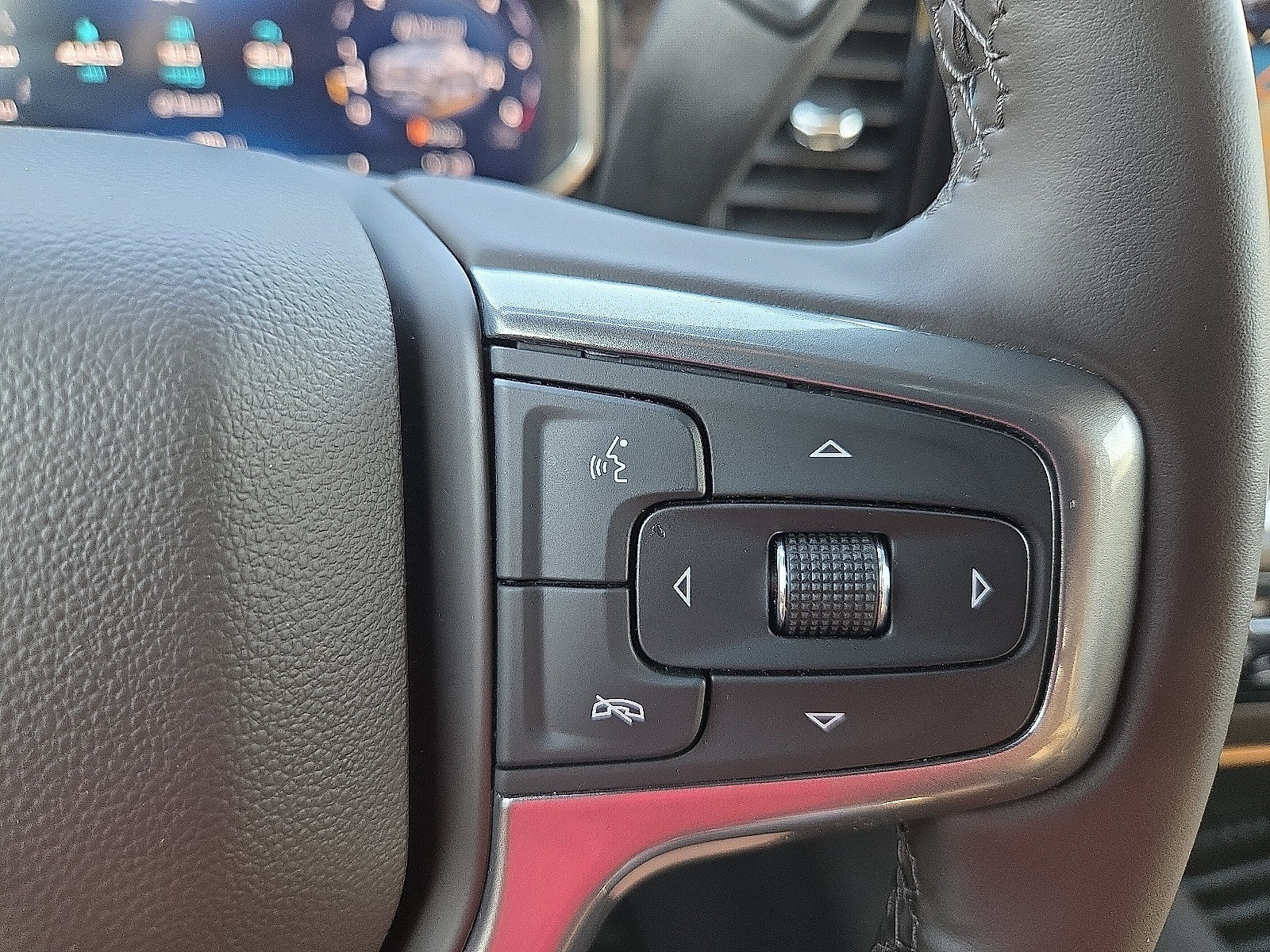 Used 2026 Chevrolet Silverado 1500 RST AWD/4WD image 18