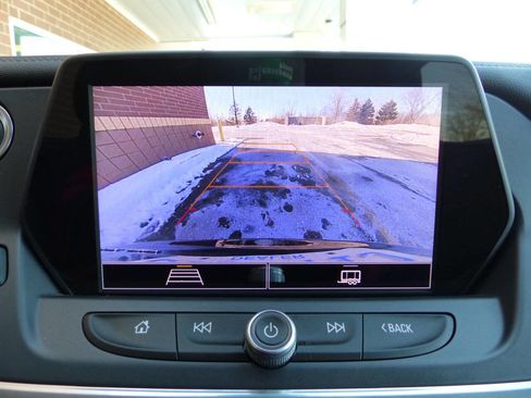 Used 2021 Chevrolet Blazer LT image 28