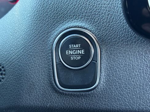 Used 2023 Mercedes-Benz Sprinter 2500 image 23