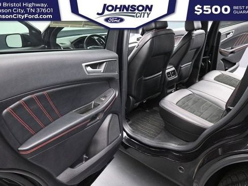 Used 2022 Ford Edge ST-Line AWD/4WD image 18