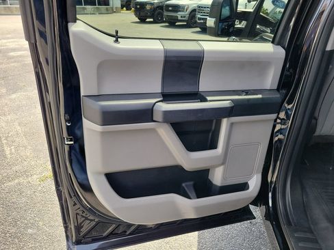 Used 2017 Ford F150 XL w/ XL Power Equipment Group AWD/4WD image 14