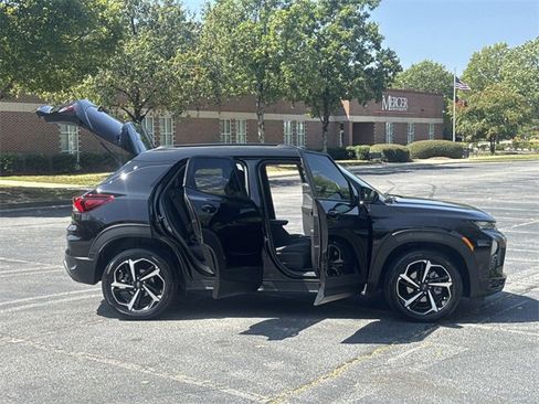 Used 2022 Chevrolet TrailBlazer RS w/ Convenience Package image 12