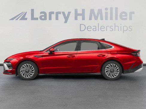 New 2026 Hyundai Sonata Limited FWD image 3