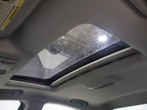 Used 2011 Chevrolet Cruze LTZ w/ RS Package image 28