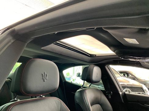 Used 2018 Maserati Ghibli S Q4 AWD/4WD image 20