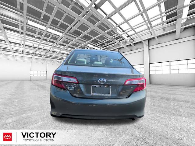 Used 2014 Toyota Camry LE FWD image 5