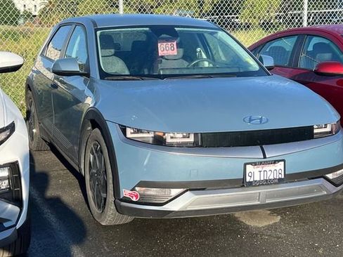 Used 2024 Hyundai Ioniq 5 SE image 2