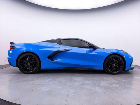 Used 2022 Chevrolet Corvette Stingray Premium Conv w/ Z51 Performance Package RWD image 43