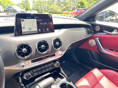 Used 2020 Kia Stinger GT-Line w/ Sun & Sound Package AWD/4WD image 29