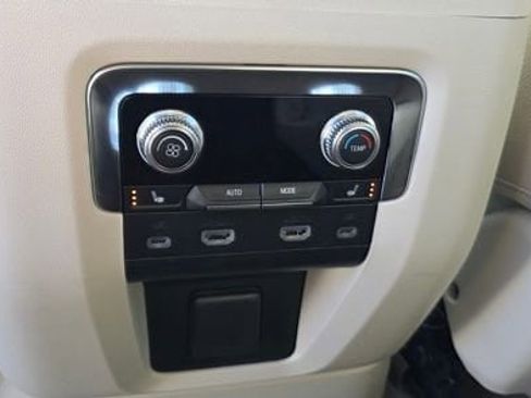 Used 2024 GMC Yukon Denali w/ Advanced Technology Package AWD/4WD image 14