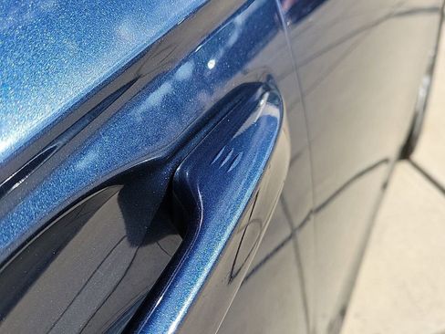 Used 2023 Honda Accord EX-L image 9