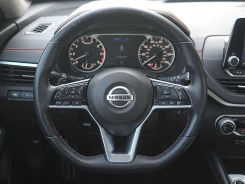 Used 2019 Nissan Altima 2.5 SR w/ SR Premium Package FWD image 16