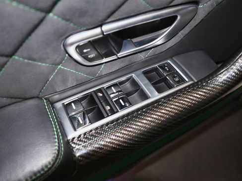 Used 2015 Bentley Continental GT3-R image 25