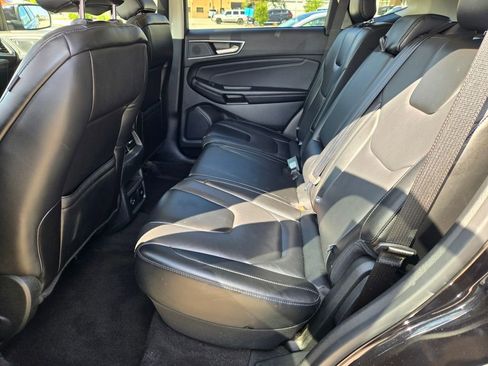 Used 2022 Ford Edge Titanium image 26