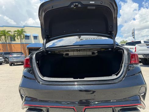 Used 2022 Kia Forte GT w/ GT Technology Package FWD image 16