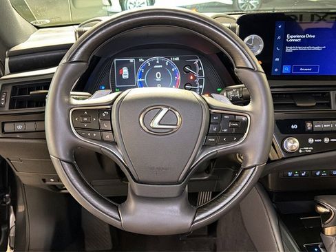 Used 2024 Lexus ES 350 Luxury w/ Technology Package image 18